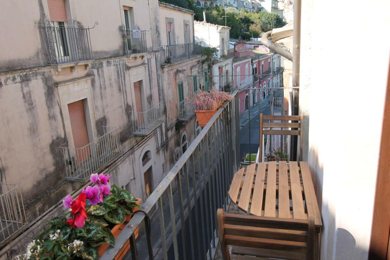 Bed and Breakfast Le Luci Su Ibla - Ospitalita Con Vista Рагуза Екстер'єр фото
