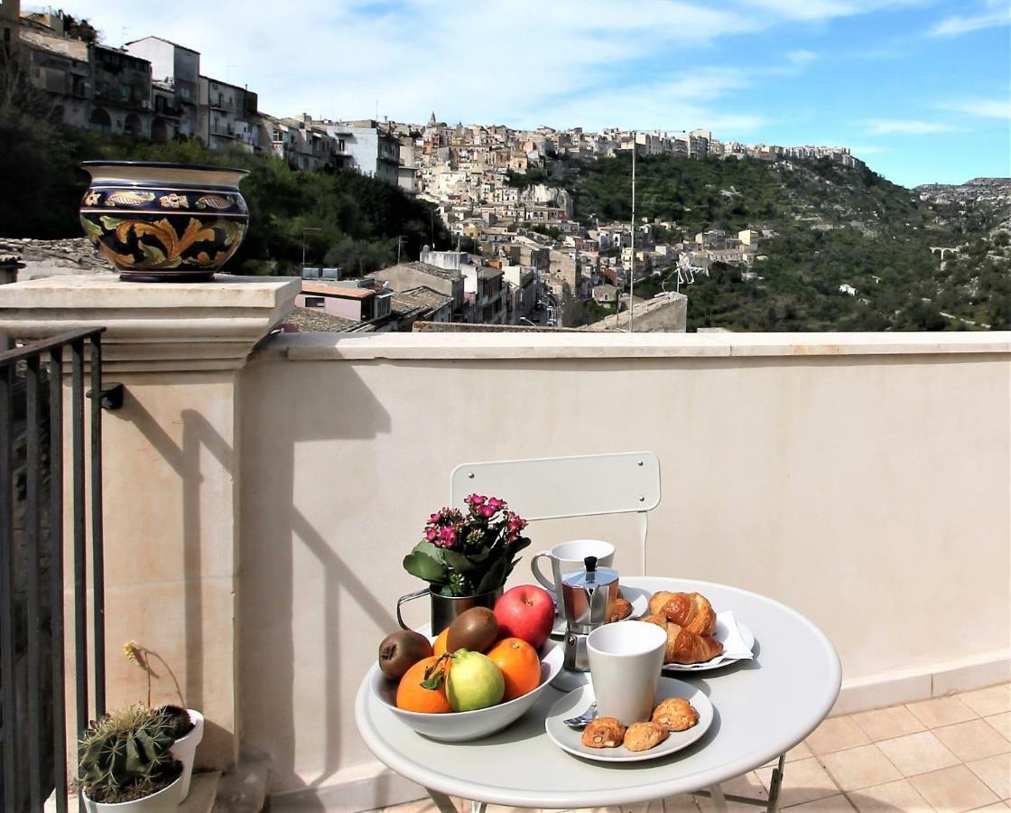Bed and Breakfast Le Luci Su Ibla - Ospitalita Con Vista Рагуза Екстер'єр фото