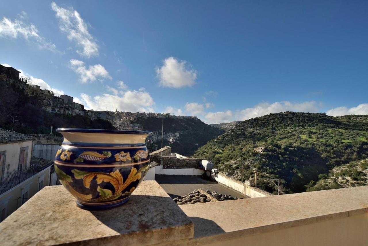 Bed and Breakfast Le Luci Su Ibla - Ospitalita Con Vista Рагуза Екстер'єр фото