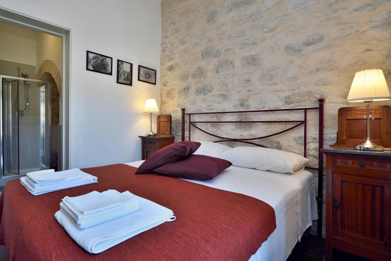 Bed and Breakfast Le Luci Su Ibla - Ospitalita Con Vista Рагуза Екстер'єр фото
